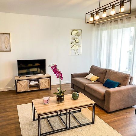 T3 Moderne Avec Balcon Terrasse Et Parking Gratuit Daire Niort Dış mekan fotoğraf