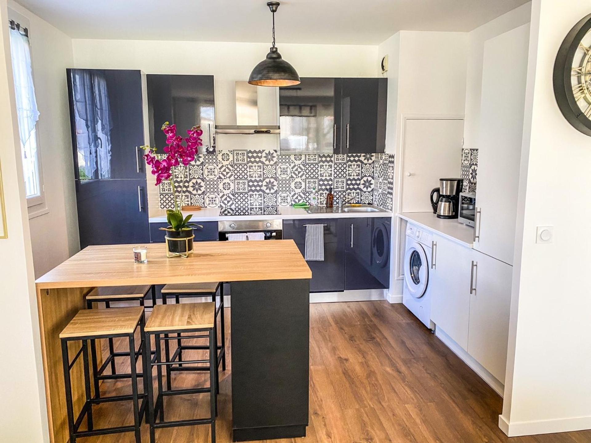 T3 Moderne Avec Balcon Terrasse Et Parking Gratuit Daire Niort Dış mekan fotoğraf